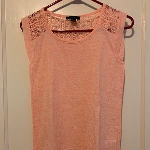 Atmosphere Pink heather top with partial lace back